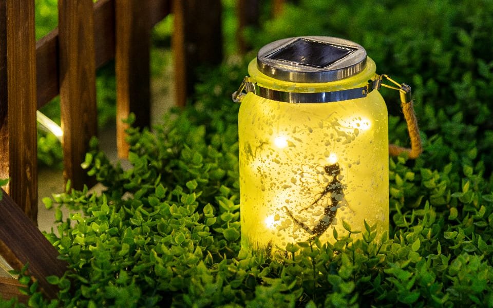 Big Mason jar elf lamp